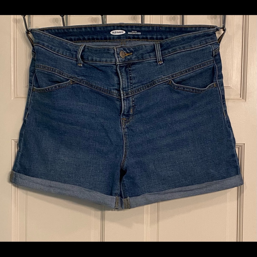 Old Navy High Rise Secret-Slim Pockets size 14